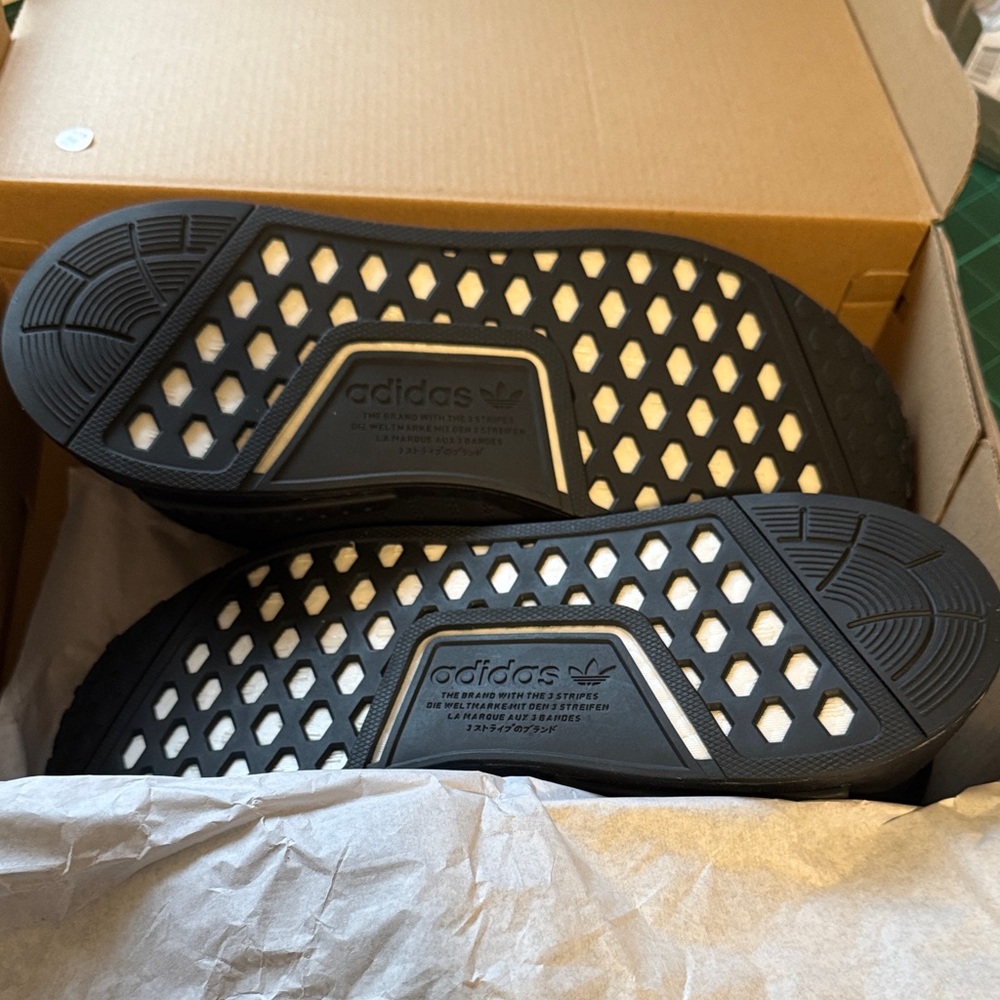 ADIDAS - NMD_R1_TR - Picture 10 of 10